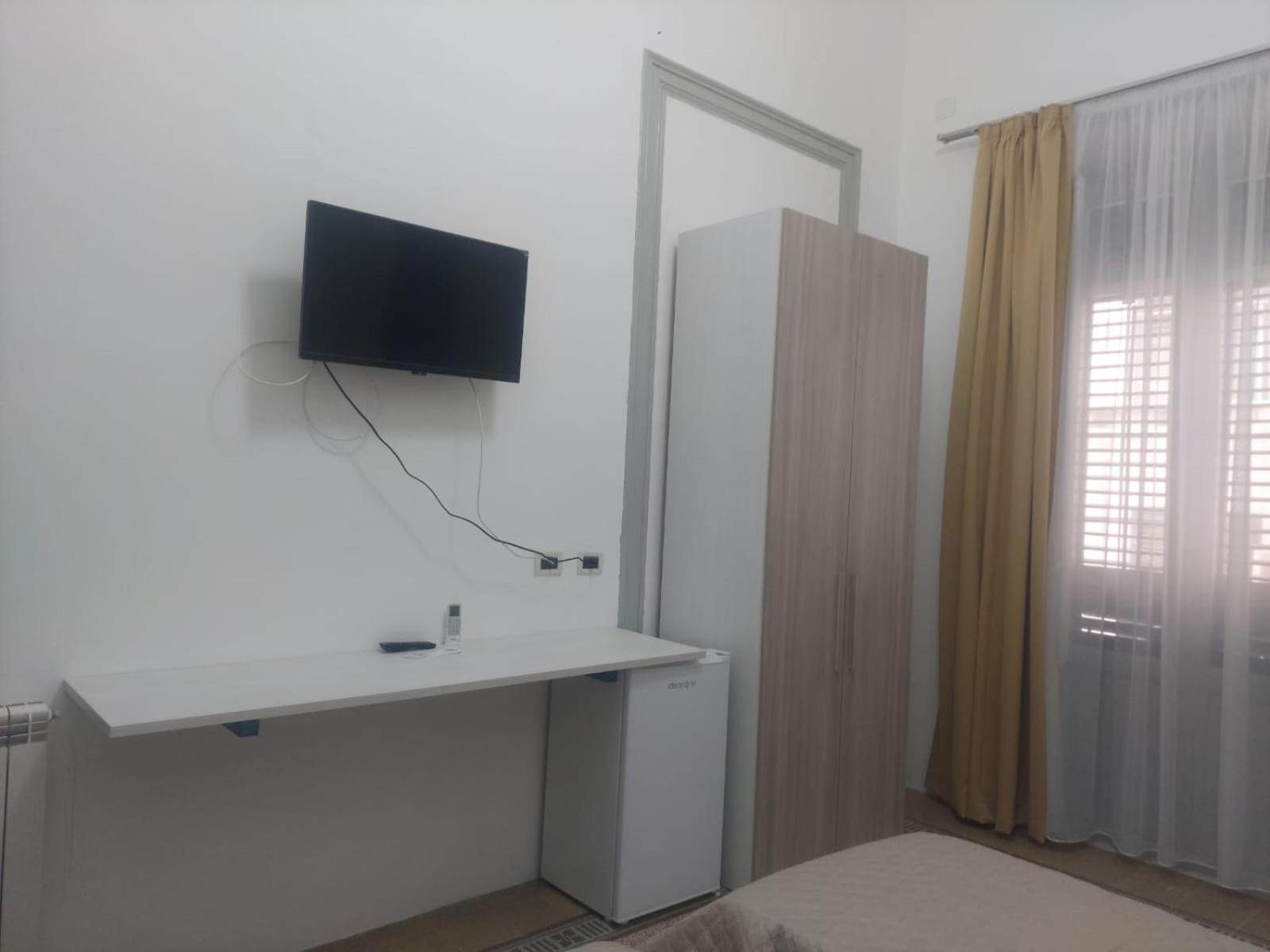 Guest House Lamphotel Militello Palermo Exterior foto